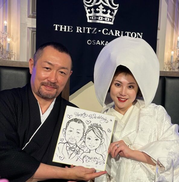 披露宴、企業イベントで早描き似顔絵を描く似顔絵師・田村まりり。大阪を拠点に全国へ出張対応。